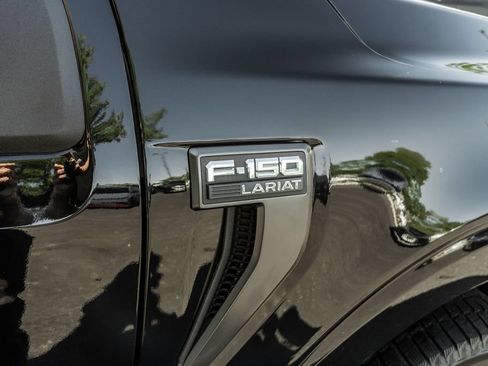 Used 2022 Ford F150 Lariat w/ Equipment Group 502A High AWD/4WD image 4