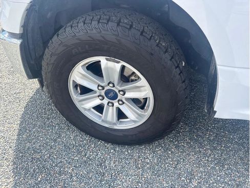 Used 2017 Ford F150 XLT RWD image 8