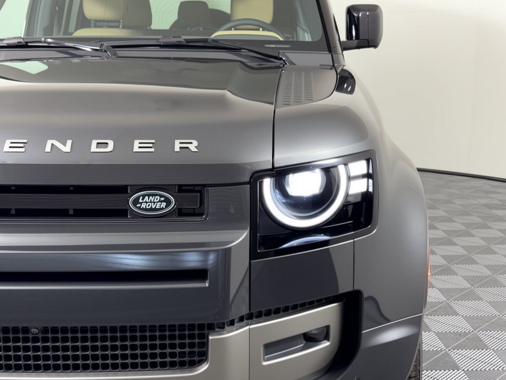 New 2026 Land Rover Defender 110 S AWD/4WD image 12