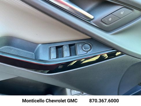 New 2026 Chevrolet Equinox LT w/ Convenience Package II image 10