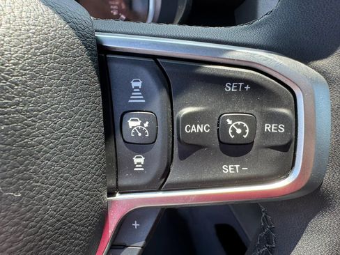 Used 2025 RAM 1500 Big Horn AWD/4WD image 13