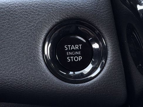 Used 2025 Nissan Armada PRO-4X AWD/4WD image 20