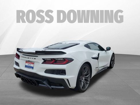 Used 2024 Chevrolet Corvette Z06 image 4