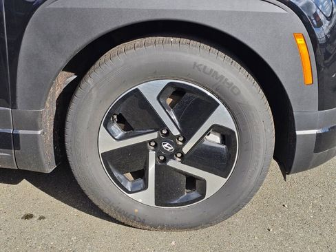 New 2026 Hyundai Ioniq 9 SE image 9