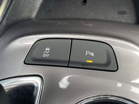 Used 2024 Chevrolet Malibu LT image 20