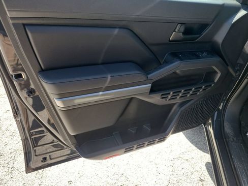 New 2026 Toyota Tacoma SR5 AWD/4WD image 19