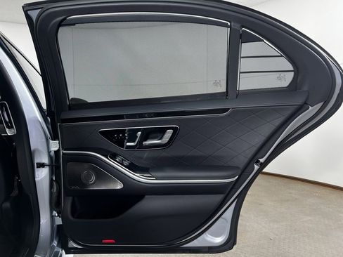 Used 2022 Mercedes-Benz S 580 4MATIC Sedan image 29