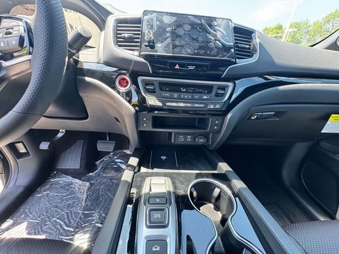 New 2026 Honda Ridgeline Black Edition image 14