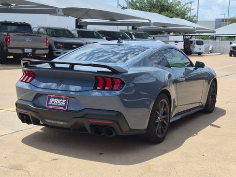 Used 2025 Ford Mustang Dark Horse RWD image 4