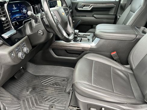 Used 2024 Chevrolet Silverado 1500 LTZ w/ LTZ Convenience Package II image 15