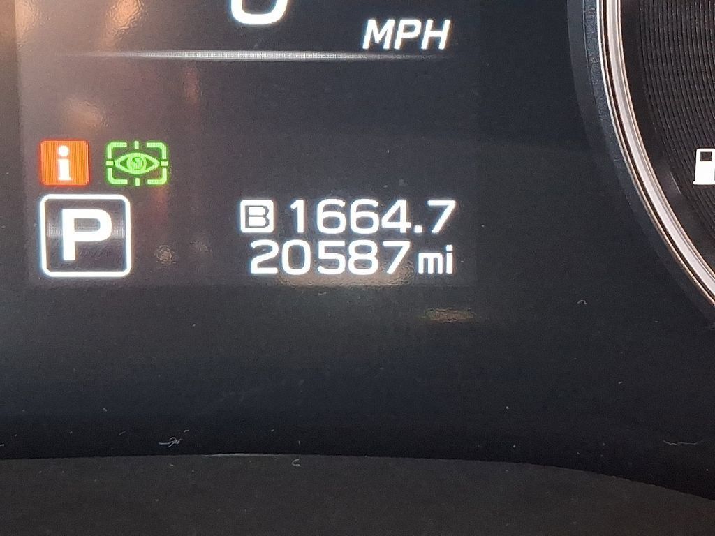 Used 2025 Subaru Ascent Bronze Edition AWD/4WD image 23
