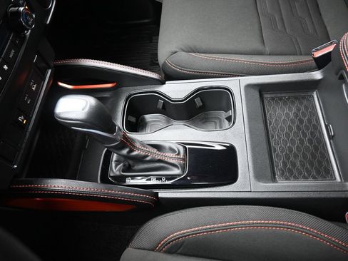 Used 2024 Nissan Frontier PRO-4X w/ Technology Package image 25