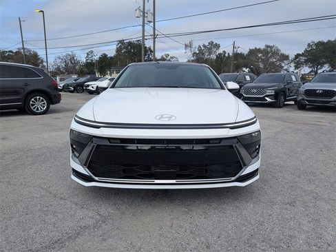 Used 2024 Hyundai Sonata SEL w/ Convenience Package image 8