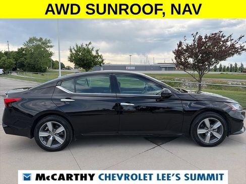 Used 2022 Nissan Altima 2.5 SL AWD/4WD image 15