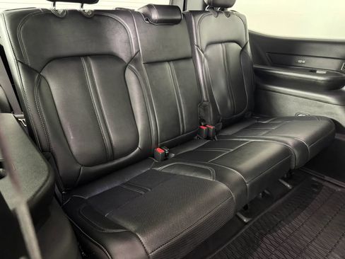 Used 2024 Jeep Wagoneer Series II w/ Convenience Group I AWD/4WD image 39