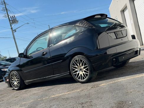 Used 2003 Ford Focus SVT FWD image 3