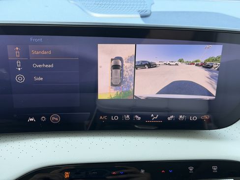 New 2026 Buick Enclave Avenir w/ Super Cruise Package FWD image 32