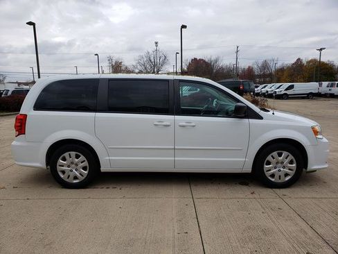 Used 2017 Dodge Grand Caravan SE w/ Power Window Group image 7