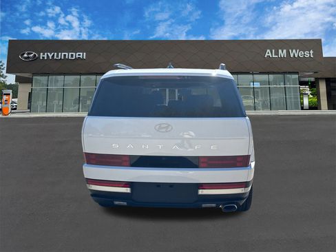 Used 2024 Hyundai Santa Fe Limited image 6