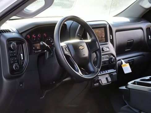 Used 2025 Chevrolet Silverado 1500 W/T w/ WT Safety Package image 5