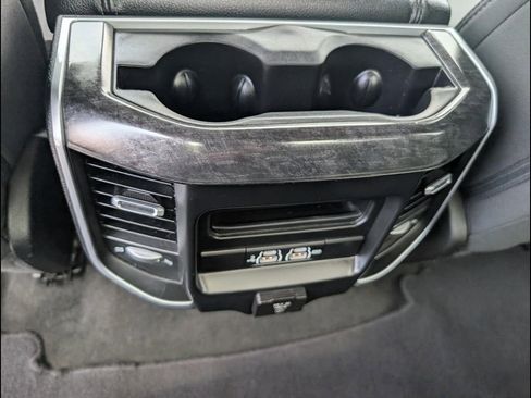 Used 2020 RAM 1500 Big Horn RWD image 19