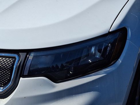 Used 2022 Jeep Compass Latitude AWD/4WD image 4