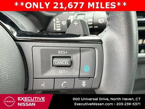 Certified 2022 Nissan Rogue SV w/ SV Premium Package image 13