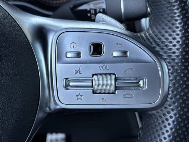 Used 2022 Mercedes-Benz GLC 300 image 23