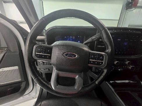 Used 2024 Ford F250 Lariat w/ FX4 Off-Road Package AWD/4WD image 13