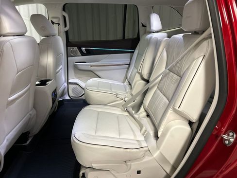 New 2026 Buick Enclave Avenir w/ Super Cruise Package AWD/4WD image 22