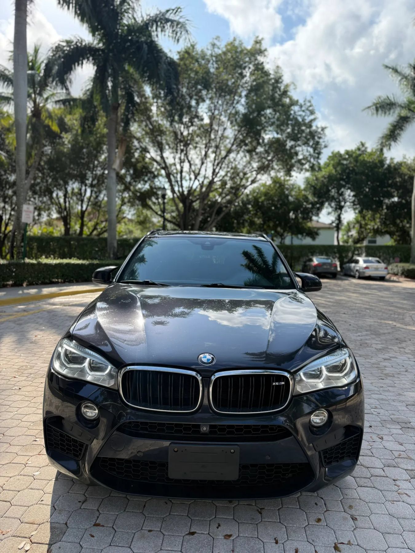 Used 2017 BMW X5 M w/ Premium Package AWD/4WD image 2