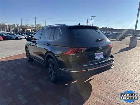 Used 2024 Volkswagen Tiguan SE image 34