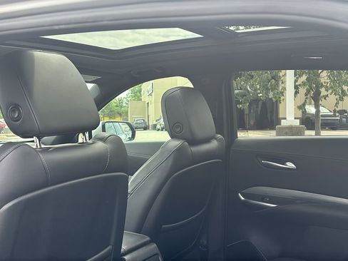 Used 2021 Cadillac XT4 Premium Luxury w/ Cold Weather Package FWD image 33