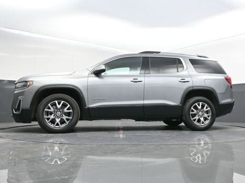 Used 2023 GMC Acadia SLT w/ Technology Package image 44