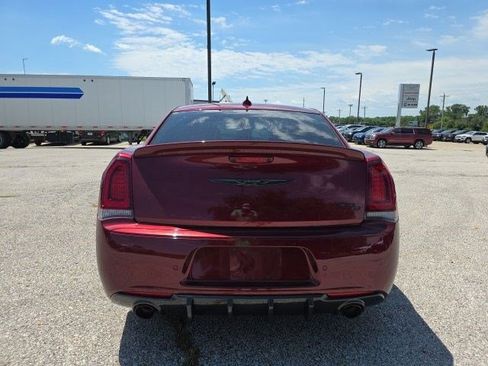Certified 2023 Chrysler 300 C RWD image 7