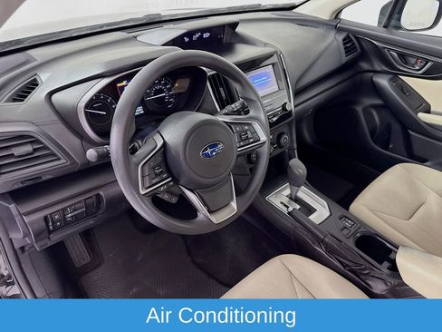 Used 2017 Subaru Impreza 2.0i Premium image 11