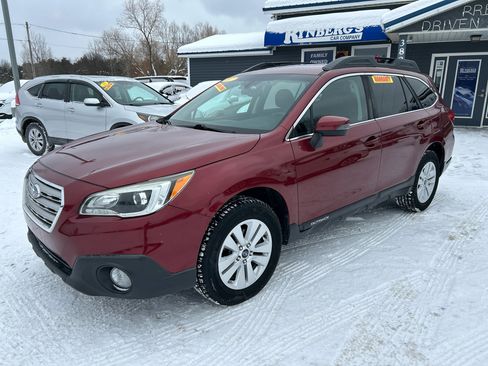 Used 2017 Subaru Outback 2.5i Premium image 1