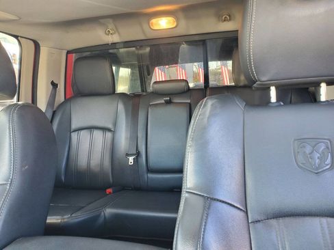 Used 2011 RAM 1500 Laramie image 11
