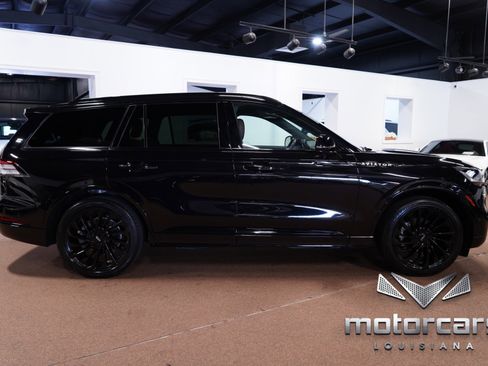 Used 2023 Lincoln Aviator Reserve w/ Jet Package RWD image 8