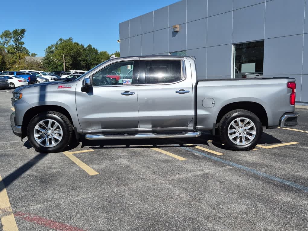Used 2022 Chevrolet Silverado 1500 LTZ w/ LTZ Premium Package AWD/4WD image 5