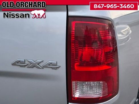 Used 2011 RAM 1500 Big Horn image 9