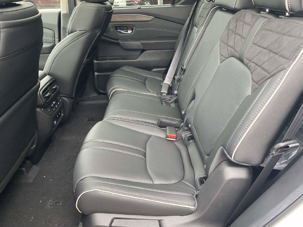 New 2026 Honda Pilot Elite image 10