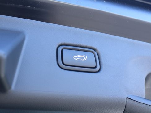 New 2025 Hyundai Tucson Limited image 4