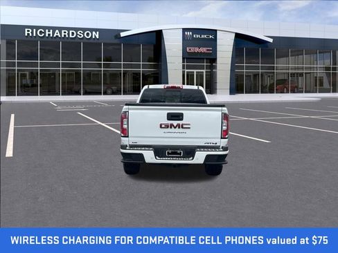 Used 2022 GMC Canyon AT4 w/ Trailering Package AWD/4WD image 4