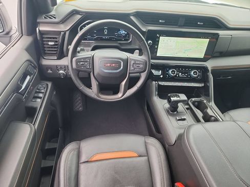 Certified 2024 GMC Sierra 1500 AT4 w/ Technology Package AWD/4WD image 10