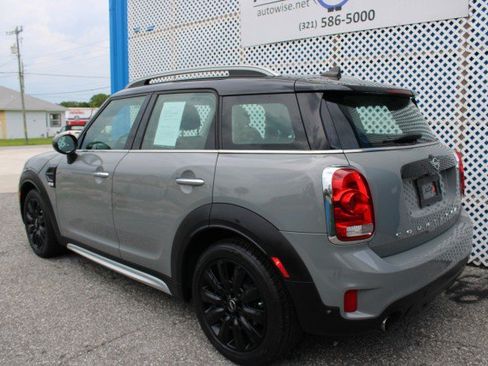 Used 2020 MINI Cooper Countryman w/ Storage Package FWD image 5