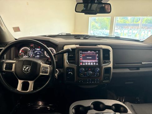 Used 2016 RAM 2500 Laramie AWD/4WD image 16