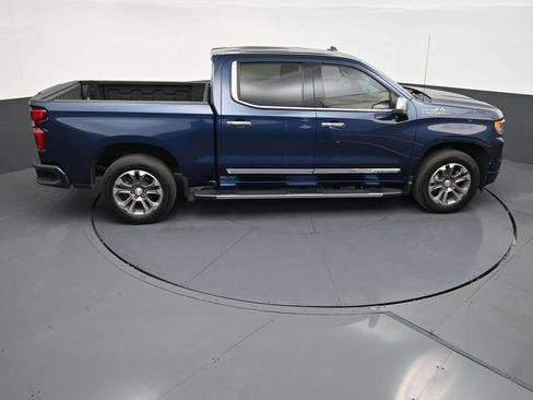 Used 2023 Chevrolet Silverado 1500 High Country w/ High Country Premium Package AWD/4WD image 14