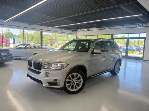 Used 2016 BMW X5 xDrive35i AWD/4WD image 1