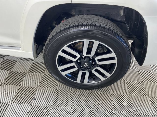 Used 2023 Toyota 4Runner Limited AWD/4WD image 23